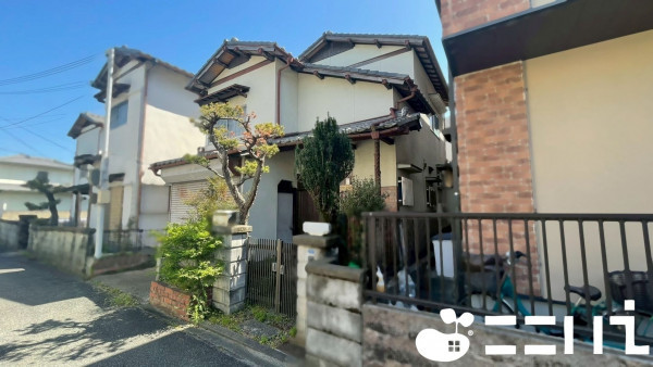 姫路市宮上町、中古一戸建ての外観画像です