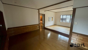 たつの市龍野町大手、中古一戸建ての居間画像です