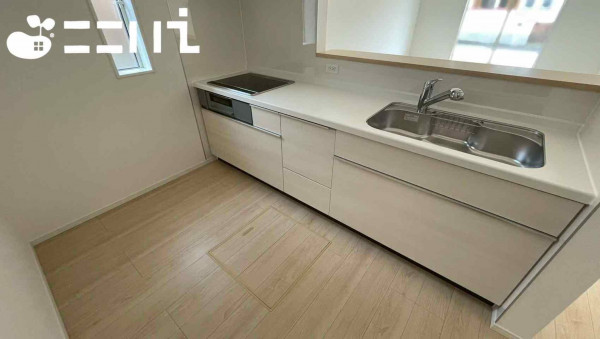 姫路市東山、新築一戸建てのキッチン画像です