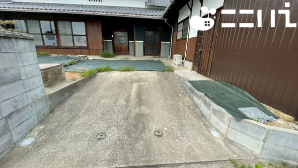 姫路市飾東町、中古一戸建ての外観画像です