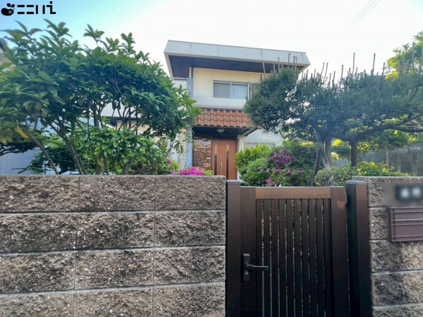 姫路市大塩町、中古一戸建ての外観画像です
