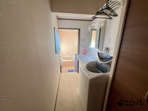 姫路市飾磨区構、土地の洗面画像です