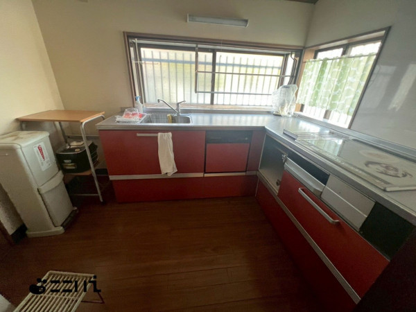 姫路市飾磨区構、土地のキッチン画像です