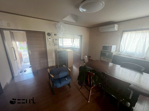 姫路市飾磨区構、土地の居間画像です