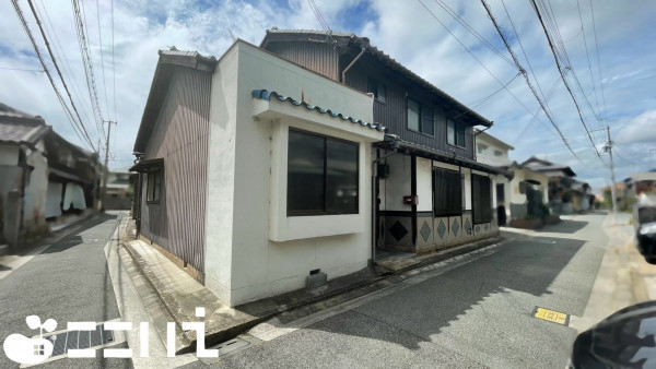 姫路市網干区浜田、中古一戸建ての外観画像です