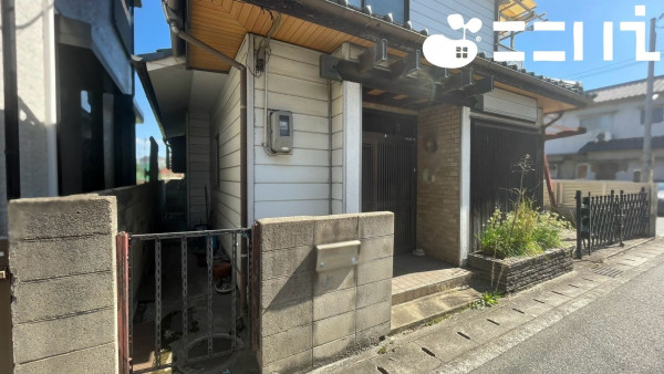 姫路市飾磨区英賀、土地の画像です