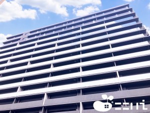 姫路市東駅前町、マンションの外観画像です
