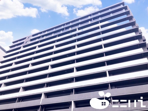 姫路市東駅前町、マンションの外観画像です