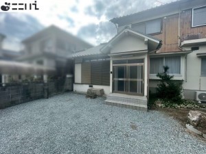 たつの市新宮町新宮、中古一戸建ての玄関画像です
