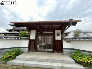 たつの市誉田町広山、中古一戸建ての玄関画像です