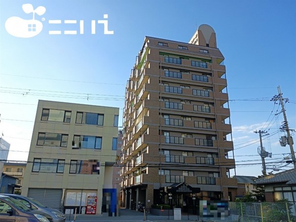 姫路市栗山町、マンションの外観画像です