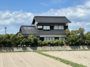 米子市二本木、中古一戸建ての画像です