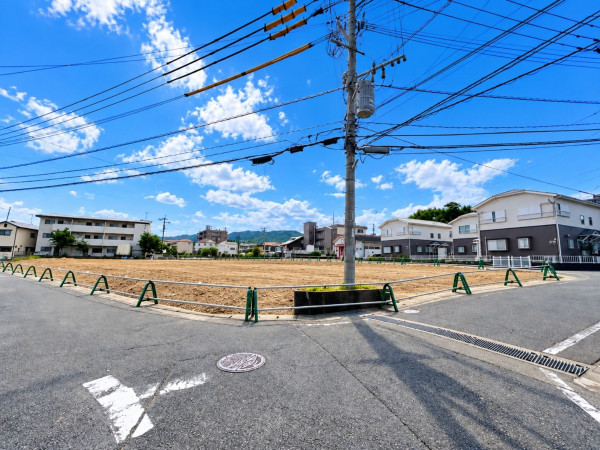 大野城市、土地の前面道路を含む現地写真画像です