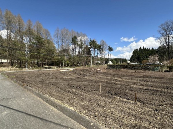 北佐久郡御代田町大字塩野、土地の画像です