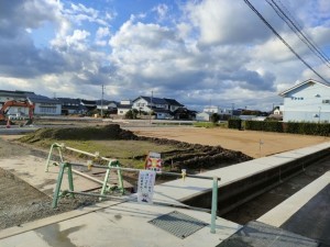 出雲市塩冶町、土地の画像です