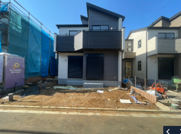 八王子市石川町、新築一戸建ての画像です