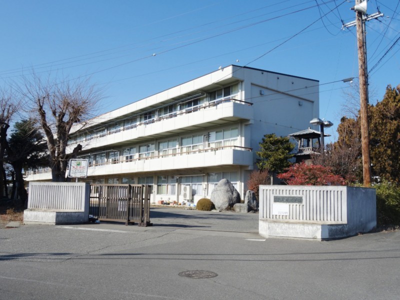 松本市立松島中学校まで徒歩24分（1900m）