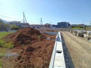 甲斐市宇津谷、土地の画像です