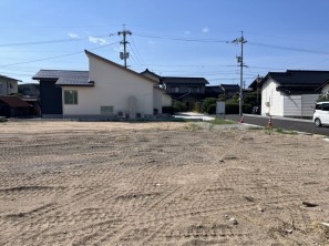米子市両三柳、土地の画像です