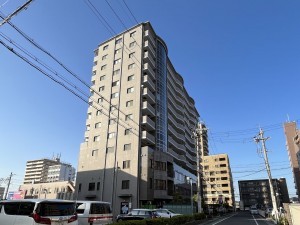 草津市野路１丁目のマンションの画像です