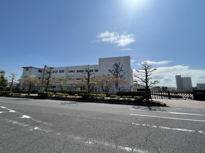 草津市大路２丁目のマンションの画像です