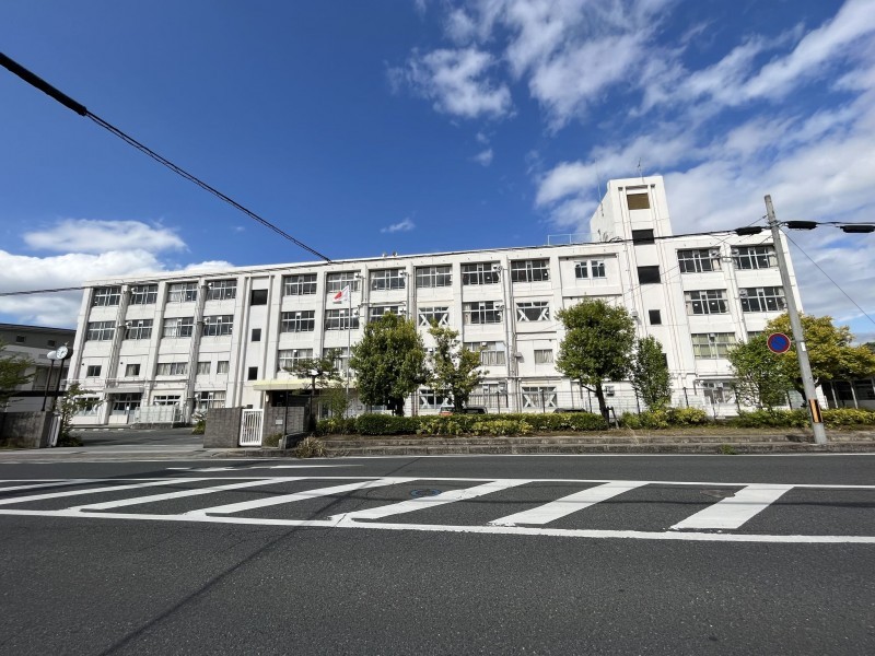 草津市渋川２丁目の収益物件の画像です