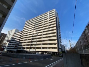 草津市南草津１丁目のマンションの画像です