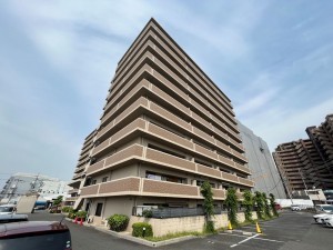 草津市南草津２丁目のマンションの画像です