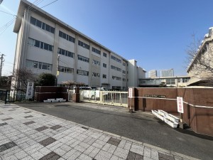 草津市西大路町のマンションの画像です