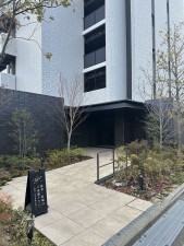草津市草津２丁目のマンションの画像です