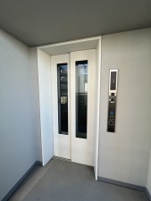 草津市南草津２丁目のマンションの画像です