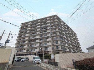 福津市中央、マンションの外観画像です