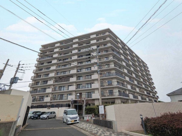 福津市中央、マンションの外観画像です