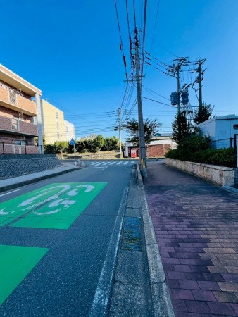 糟屋郡新宮町夜臼、マンションの画像です