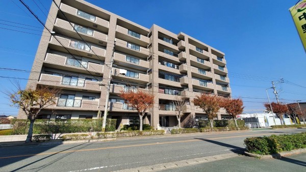 古賀市今の庄、マンションの外観画像です