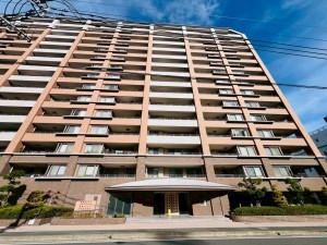 福岡市東区和白丘、マンションの画像です