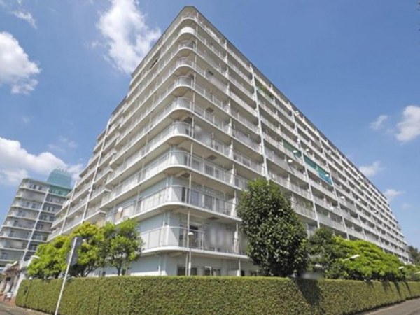 北本市二ツ家、マンションの外観画像です