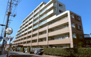 北本市西高尾、マンションの画像です