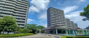 北本市朝日、マンションの外観画像です
