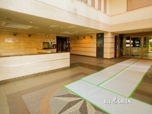 北名古屋市鹿田天王山、マンションのエントランス画像です