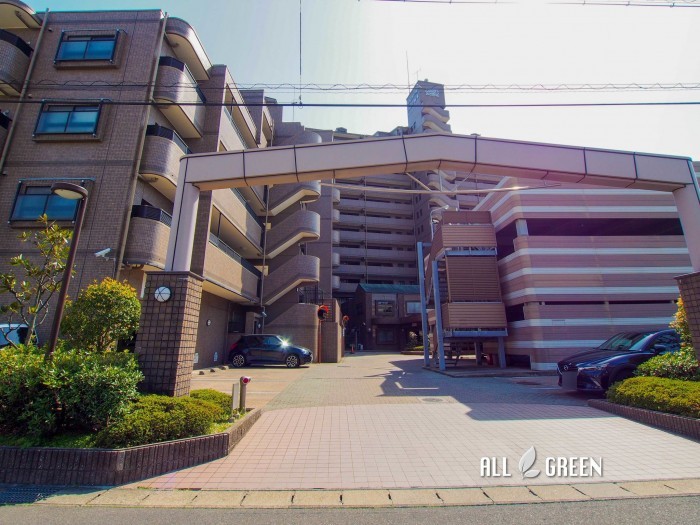 北名古屋市鹿田天王山、マンションの外観画像です
