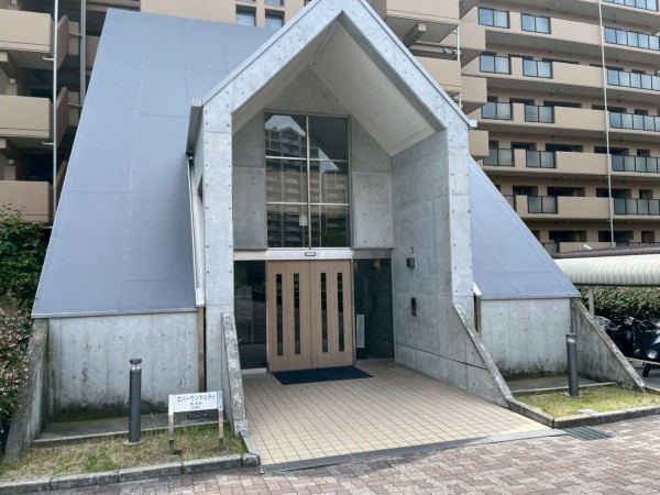 和泉市室堂町、マンションの画像です