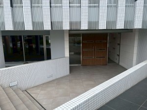 和泉市室堂町、マンションの画像です