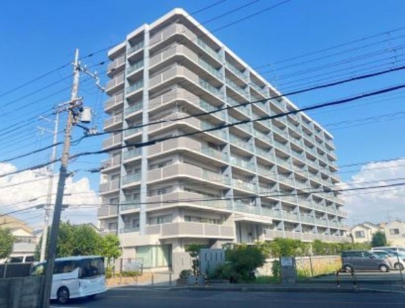 和泉市府中町、マンションの外観画像です