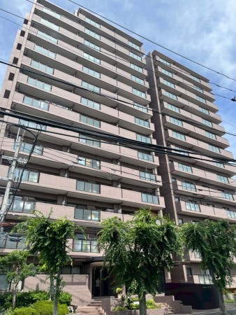 和泉市のぞみ野、マンションの外観画像です