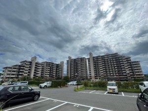 和泉市はつが野、マンションの外観画像です