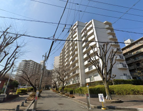 和泉市伏屋町、マンションの外観画像です