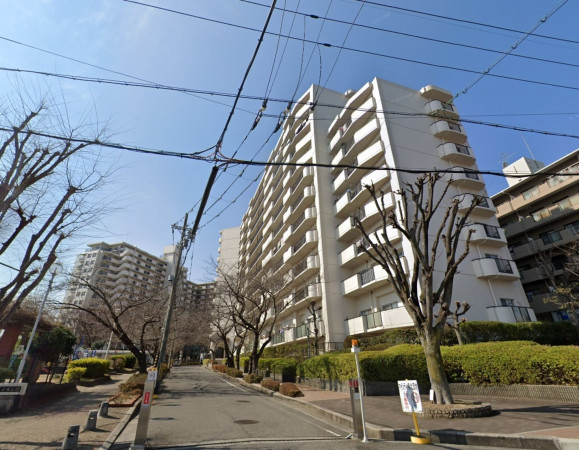 和泉市伏屋町、マンションの外観画像です