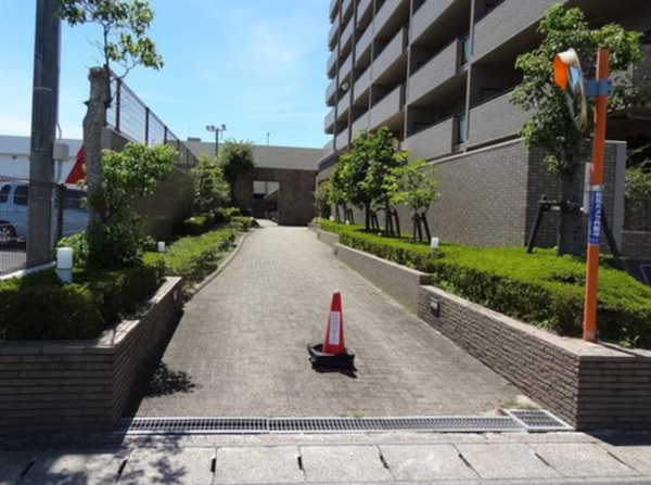 出雲市渡橋町、マンションの画像です