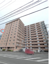 静岡市駿河区曲金、マンションの外観画像です